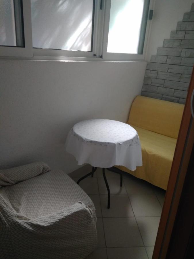 Apartmani Carevic Baška Voda Exterior foto