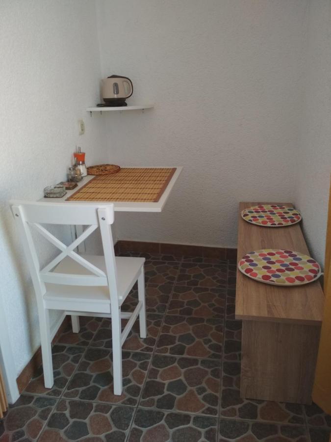 Apartmani Carevic Baška Voda Exterior foto